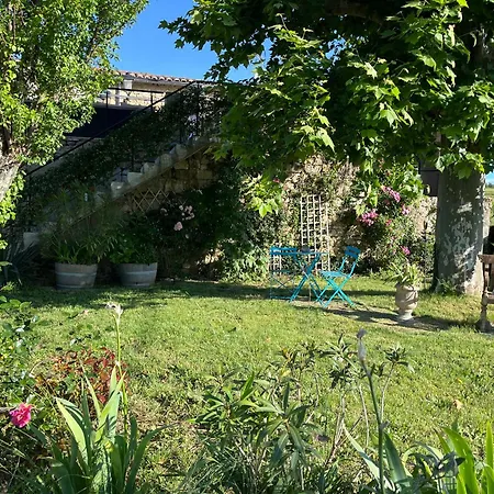 Du Bueysse Ferienhaus *