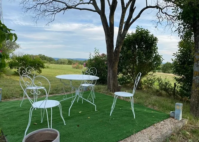 Du Bueysse Casa vacanze *